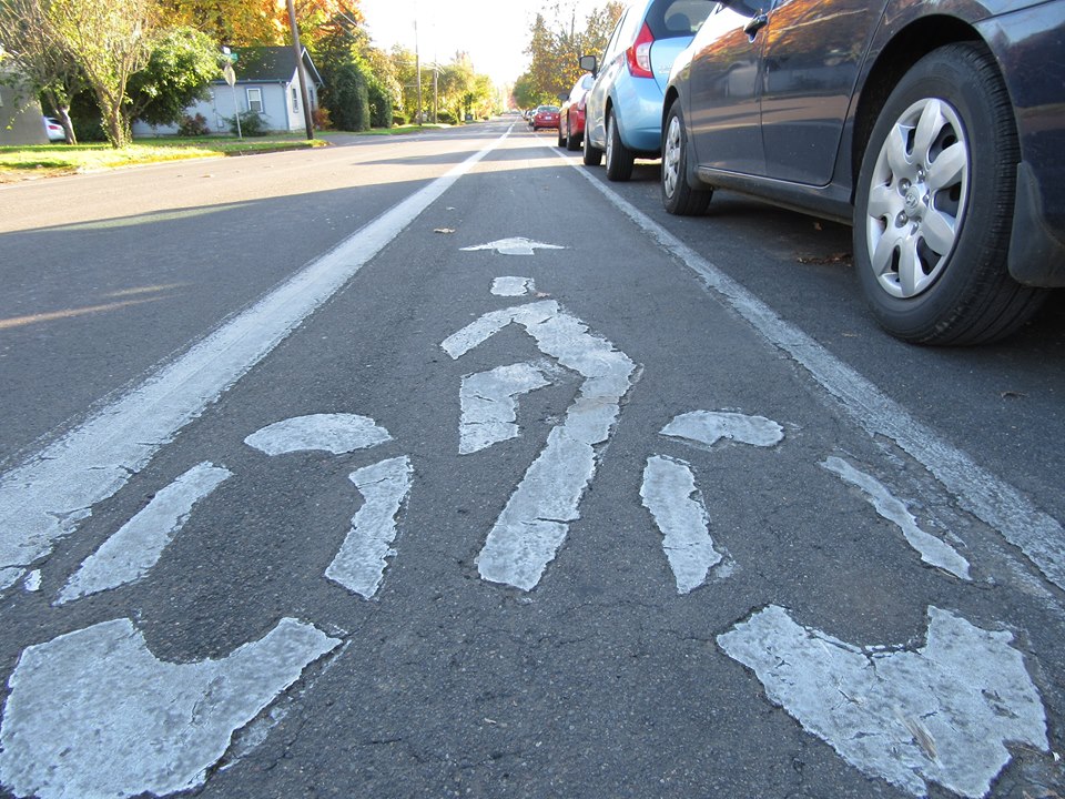 A bike lane symbol on 10th street